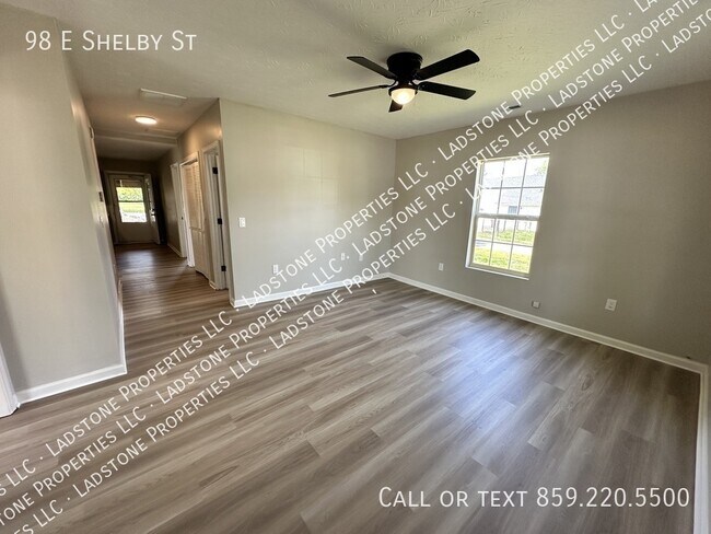 Photo - 98 Shelby St