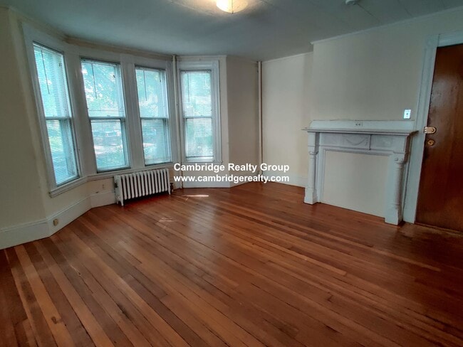 Photo - 381 Harvard St Apartments Unit 1