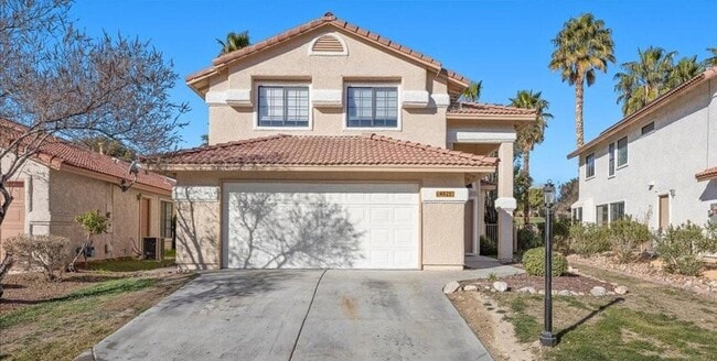 Building Photo - Beautifully 3 bedroom updated home located in the guard-gated Los Prados Golf Community!