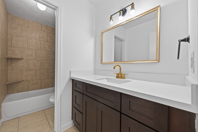 Building Photo - 2603 Shady Bayou Ln