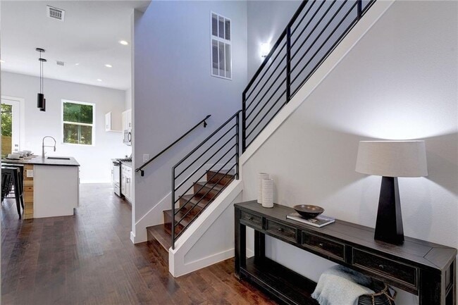 Photo - 6405 Chesterfield Ave