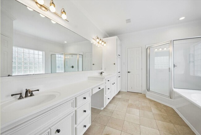 4601 Mimosa Dr