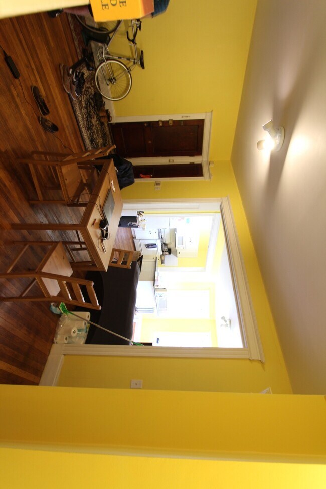 Photo - 43 Orkney Rd Unit 1