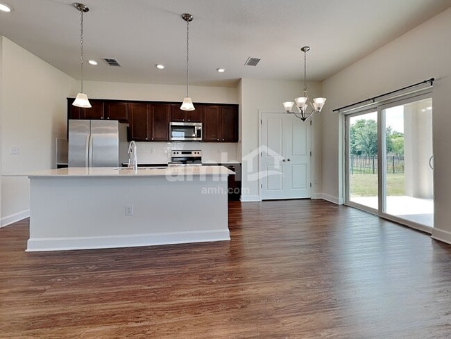 Photo - 1045 Island Pond Dr