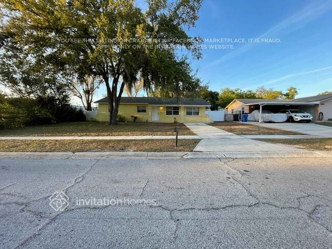 Building Photo - 7012 Allview Dr