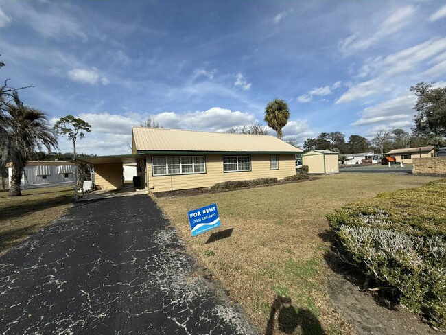 Building Photo - 6407 SE 108th St