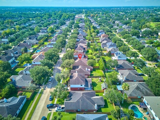 Photo - 820 Portsmouth Dr