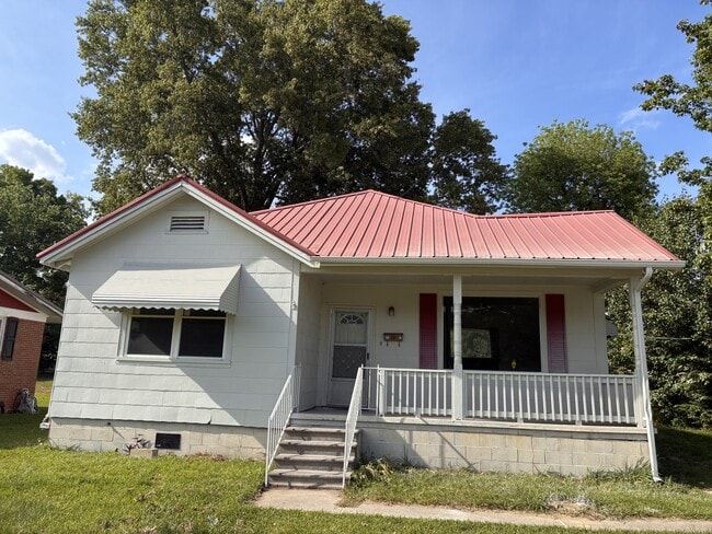 Building Photo - 1226 Sizemore St