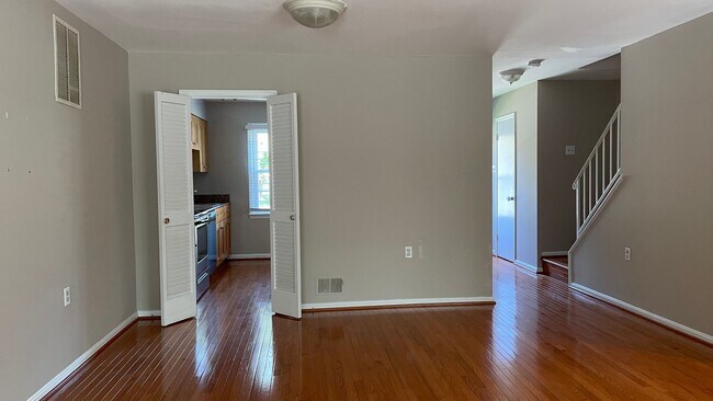 Photo - 2893 Seminole Rd