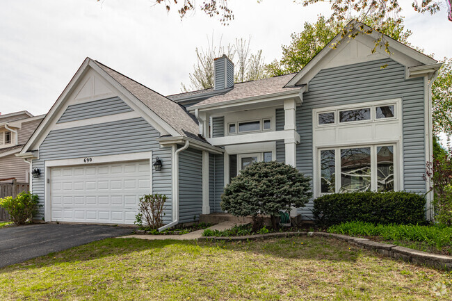 Building Photo - 690 Greenview Ln Rental