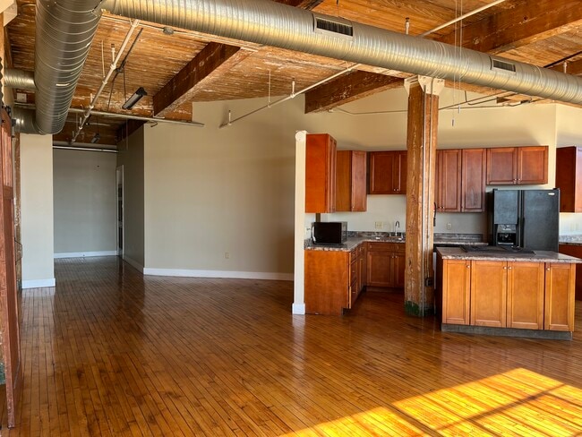 Photo - 736 Dickies Lofts
