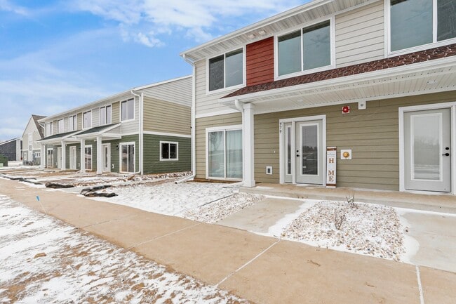 Photo - 940 Canter Dr