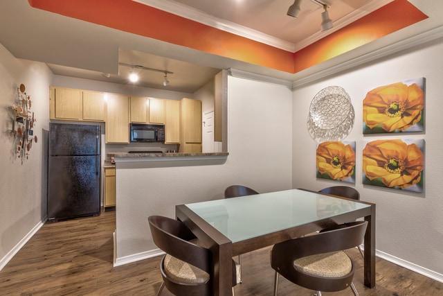 Hickory Point Apartments