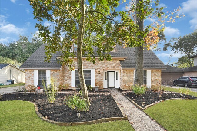 Photo - 225 St Cloud Dr