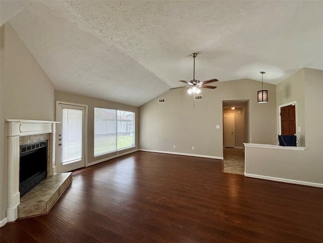 Building Photo - 2111 Squire Dobbins Dr