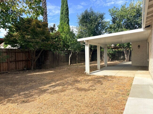 Photo - 172 Arroyo Ct