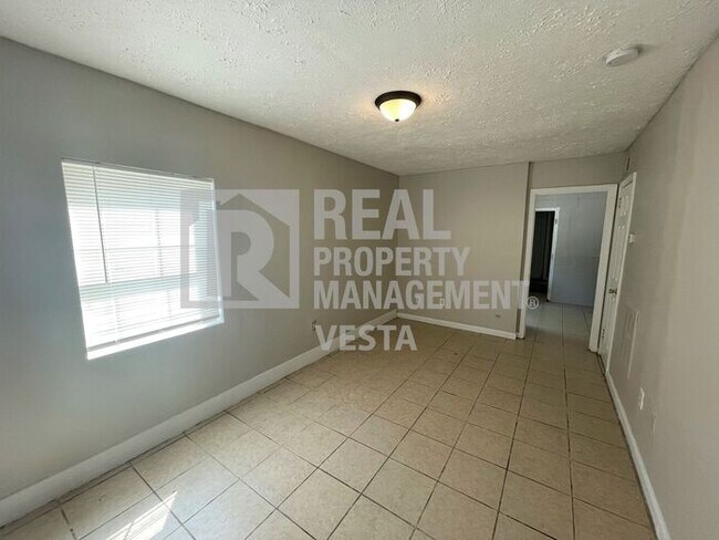 Photo - Section 8 Accepted - Well Kept Two Bedroom...