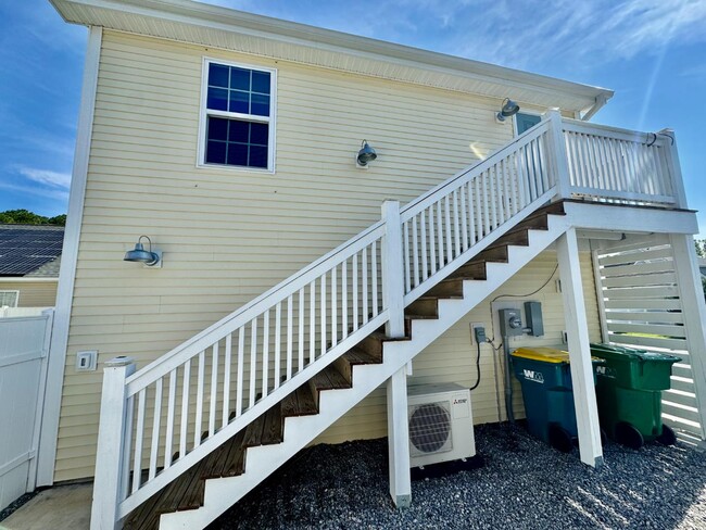 Photo - 44 Red Cedar St