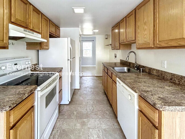 Photo - 1246 Thomas Jefferson Pl