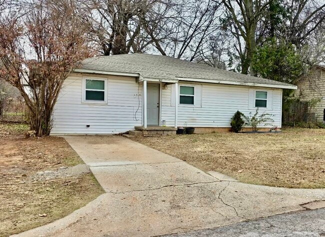 Photo - 421 W Madison St