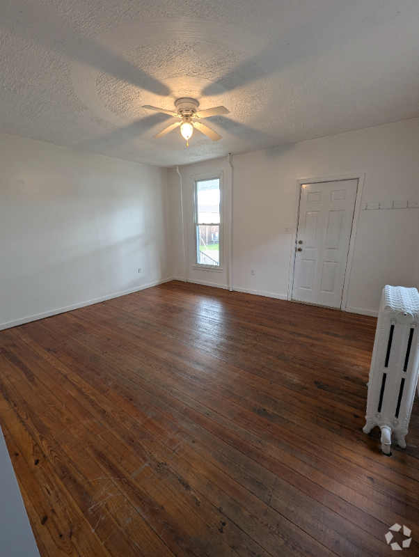 Building Photo - 34 Mc Culloh St Unit 1 Rental