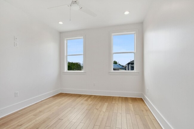 Photo - Newly Renovated 2BD/2.5BA with covered Driveway