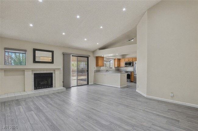 Photo - 7951 Aspendale Dr