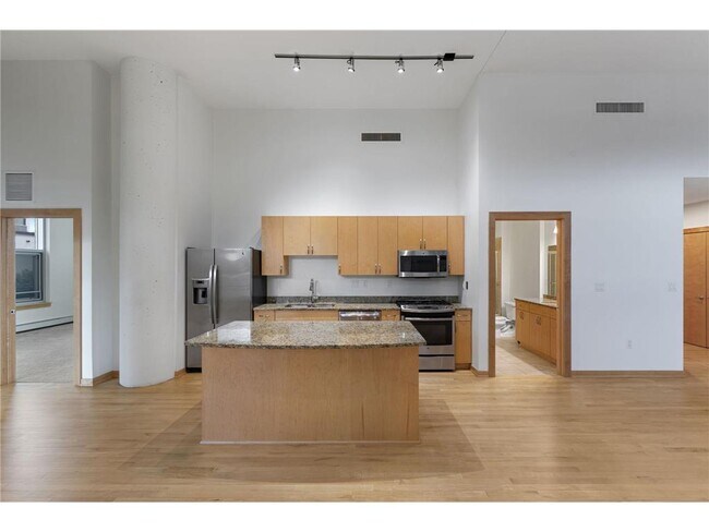 Photo - 1120 S 2nd St Unidad 108