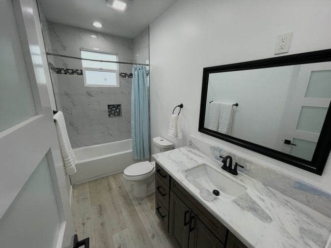 Photo - 4327 Clairemont Dr