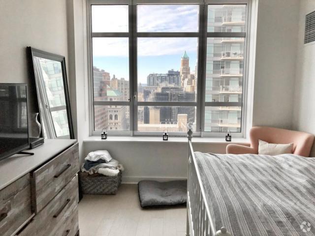 Building Photo - 1 bedroom in Brooklyn NY 11201 Unit 19G Rental