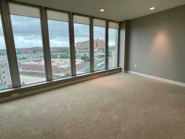 Photo - Luxury 2 Bed 2.5 Bath Condo in Central OKC
