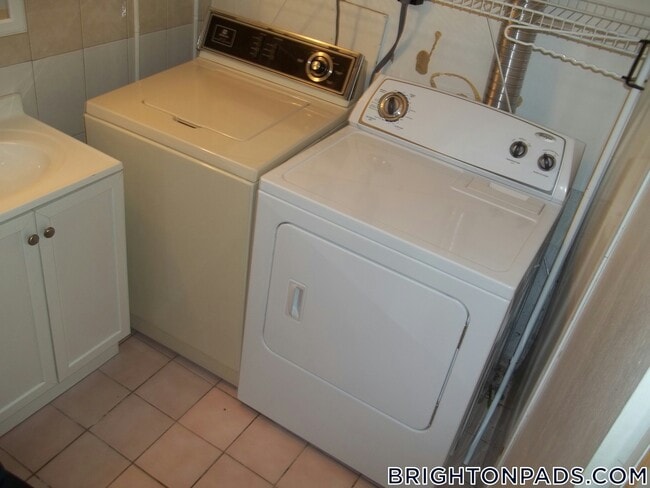 Photo - 191 Kenrick St