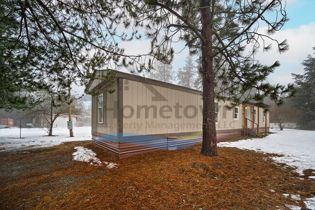 Photo - 2 Bedroom 2 Bathroom Home with Off-Street Parking Available in Athol!