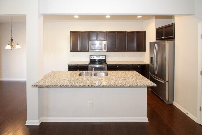 Photo - 1415 Brookmere Way