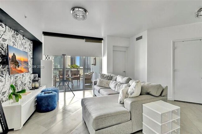 Photo - 350 S Miami Ave Unidad 350 S Miami Ave  1703
