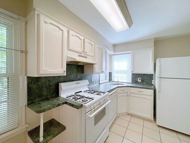 Photo - 925/927 Rittiner Drive Unit 927