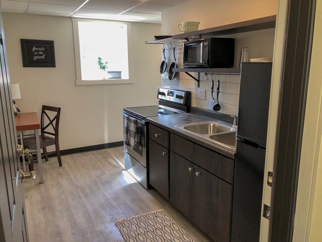 Building Photo - The Beacon Rental