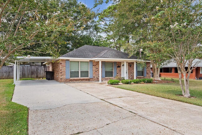 Photo - 5345 Mapleton Dr