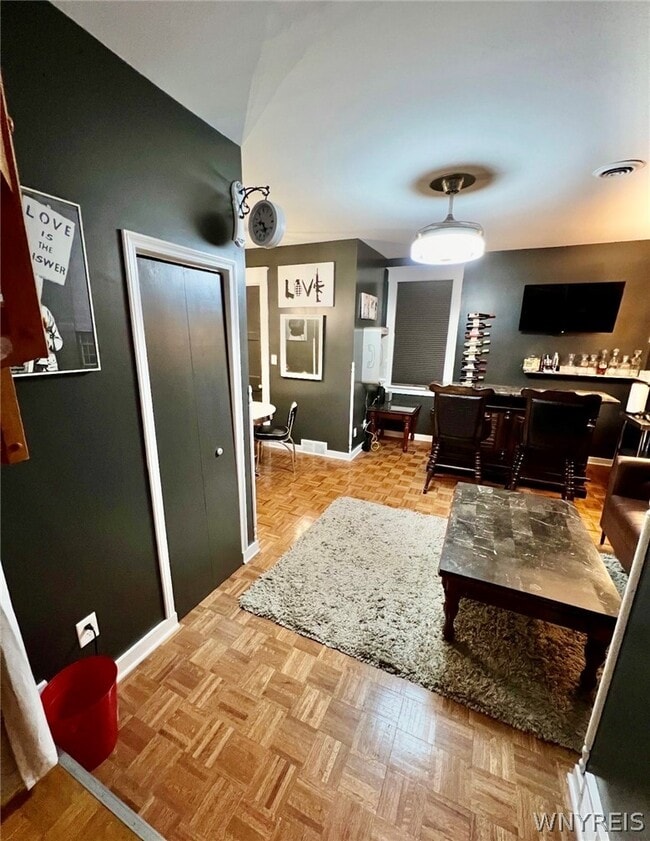 Photo - 25 Whitney Pl