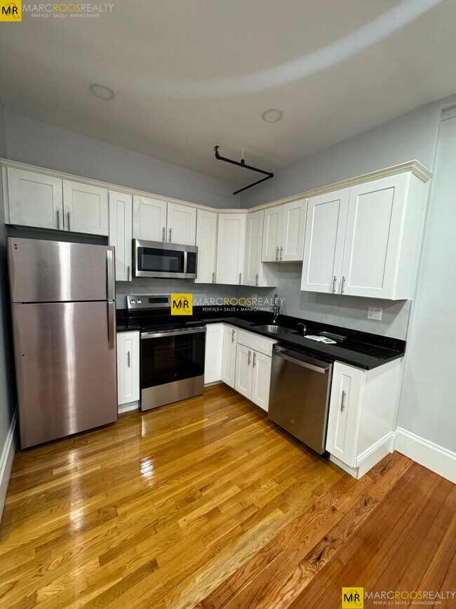 Photo - 480 Commonwealth Ave