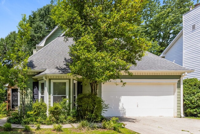 Building Photo - 4805 Shallow Farm Dr NE