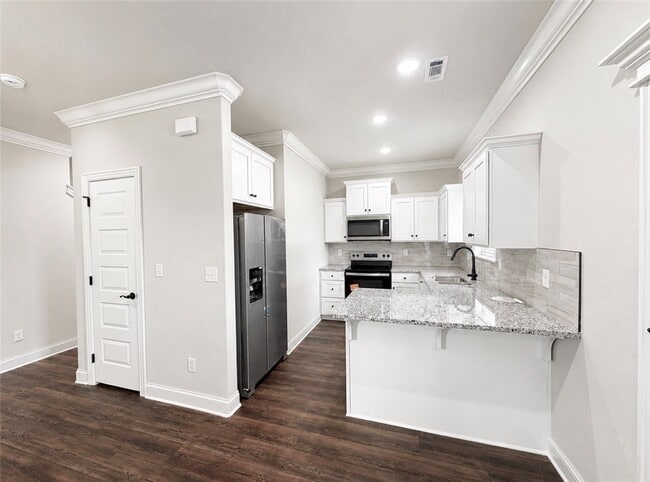 Photo - 264 LaVona Ln