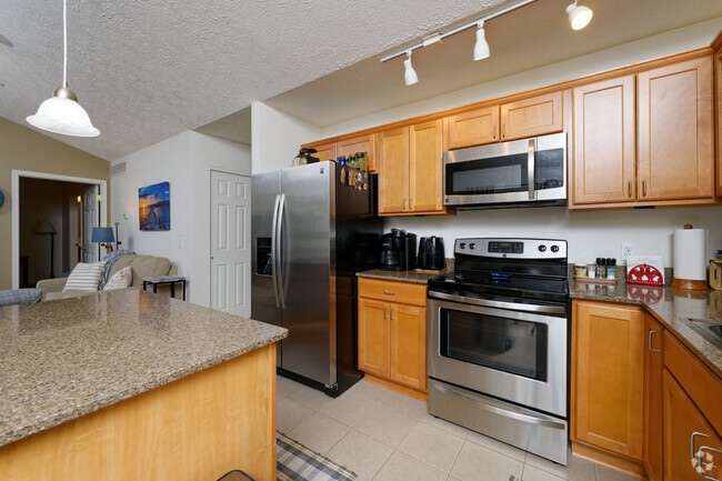 2BR, 2BA – 1,200SF Kitchen - Ivy Bridge Townhomes