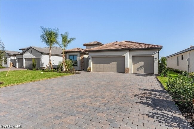 18312 Ridgeline Dr