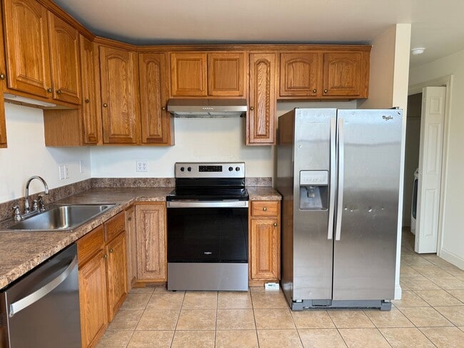 Photo - 3131 Lincoln Hwy E Unidad Apt. B