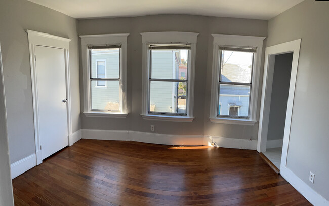 Photo - 720 Henry St Townhome