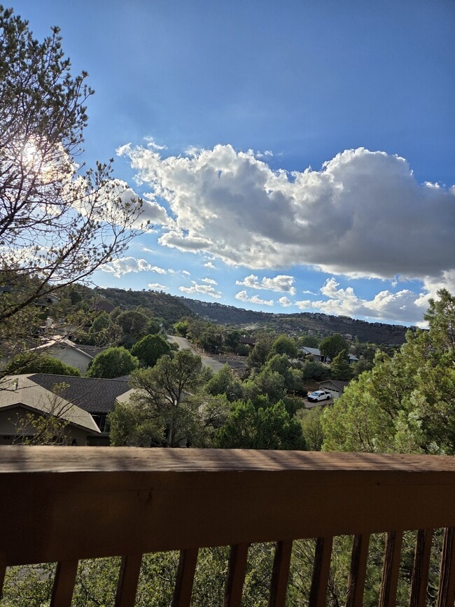 Photo - 4932 Summit Cir