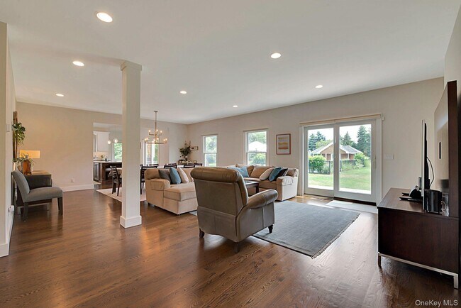 Photo - 450 Sterling Woods Rd