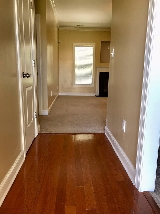 Photo - Rad in Raintree! Casa