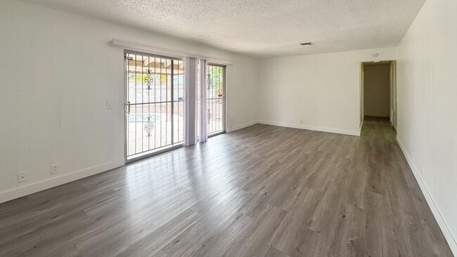 Photo - 50 Shadow Ln